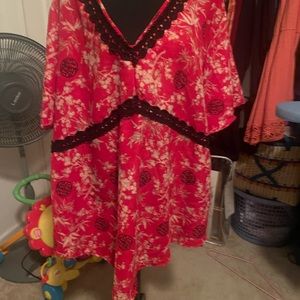 Top of satiny Chinese fabric